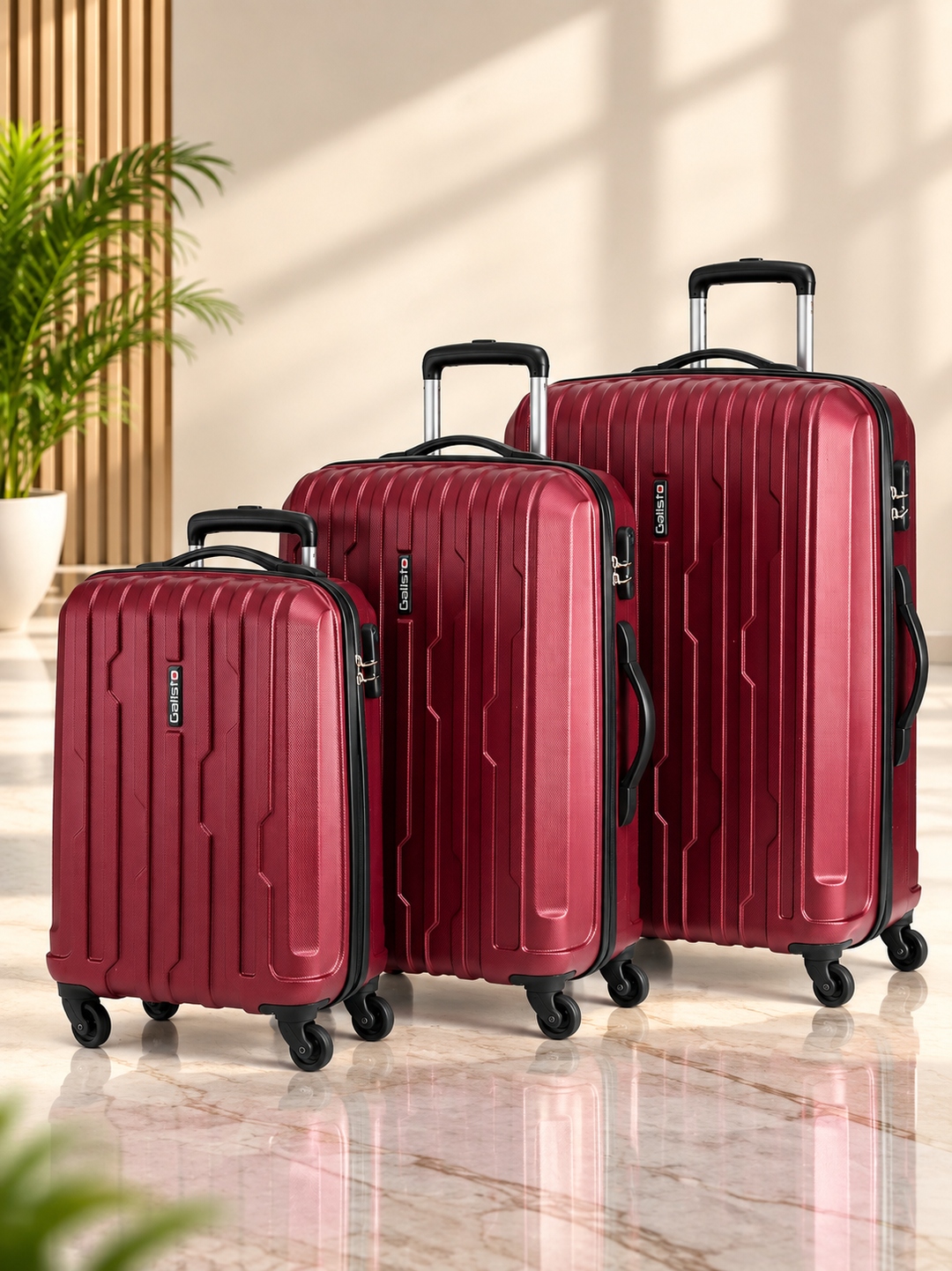 Kyrene collection — wine red ribbed luggage.